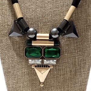 Avon Green Scene Geometric Rhinestone Statement Necklace